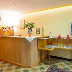 Guest house Pension Suedhang 3*